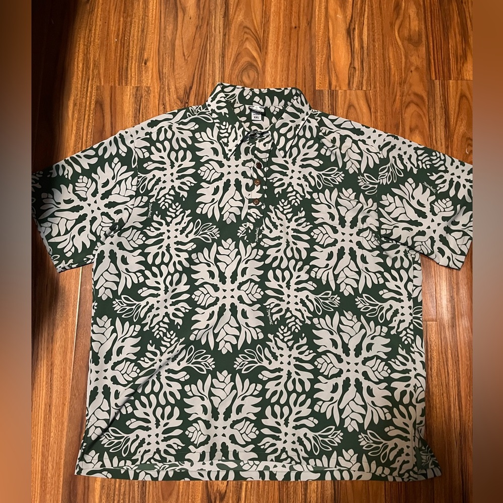 Manuheali’i Mens Awapuhi Pullover Aloha Shirt